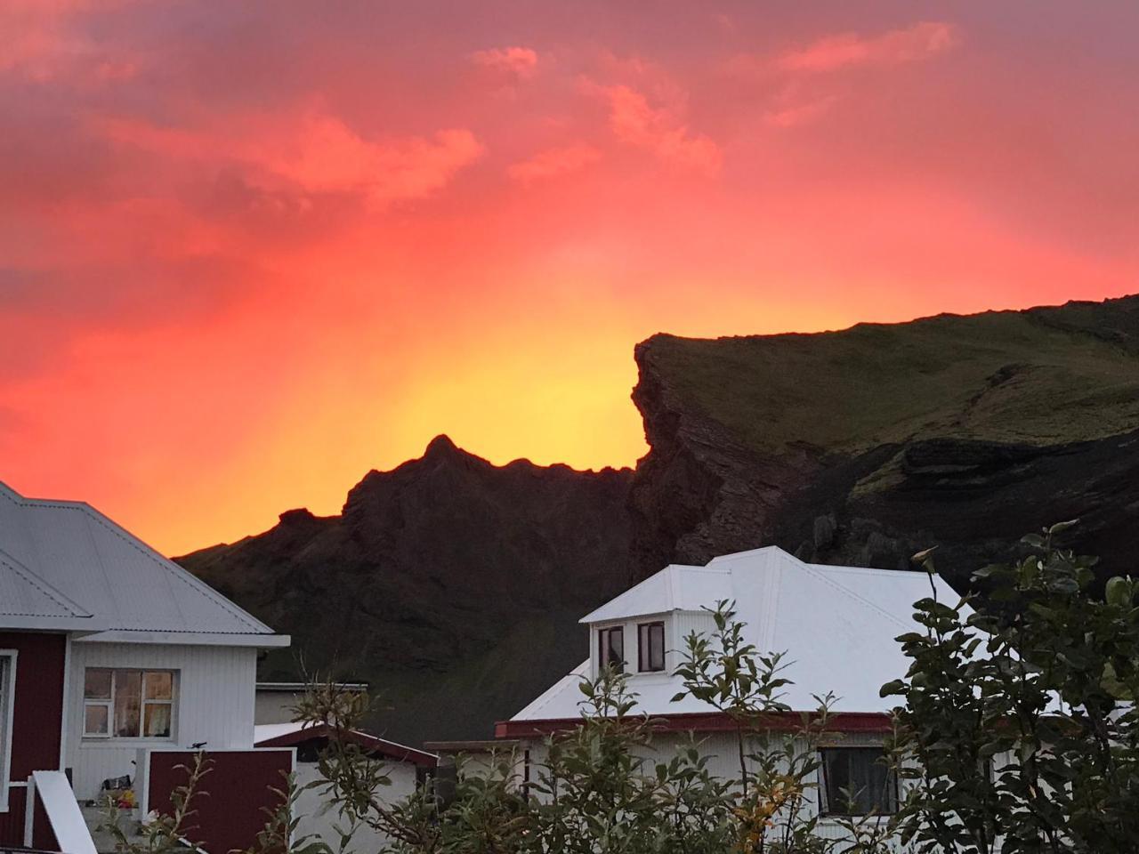 Guesthouse Arny Vestmannaeyjar Εξωτερικό φωτογραφία